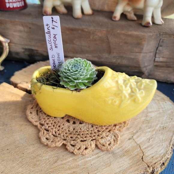 Vintage McCoy Yellow Clog Planter - Picture 3 of 3